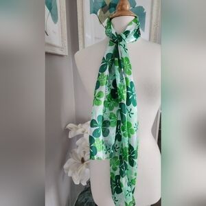 Lucky Clover Green Scarf